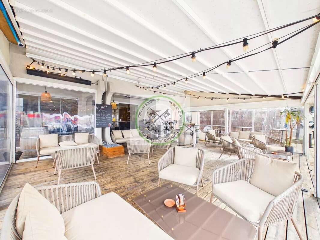 Commerce à SAINT-RAPHAEL