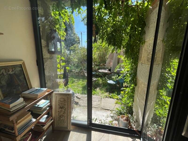 Maison à SAINTE-FEYRE