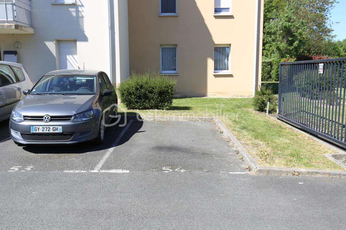 Appartement à SALLAUMINES