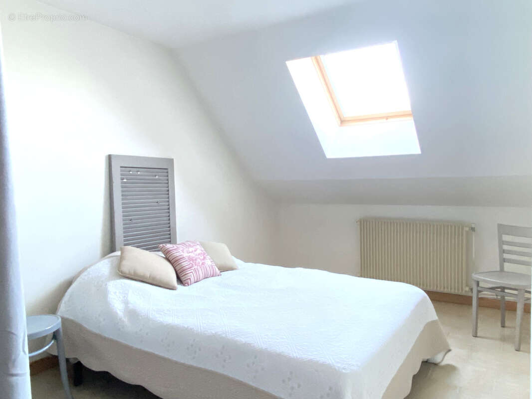 Maison 149 m² à Courtenay  - photo 15