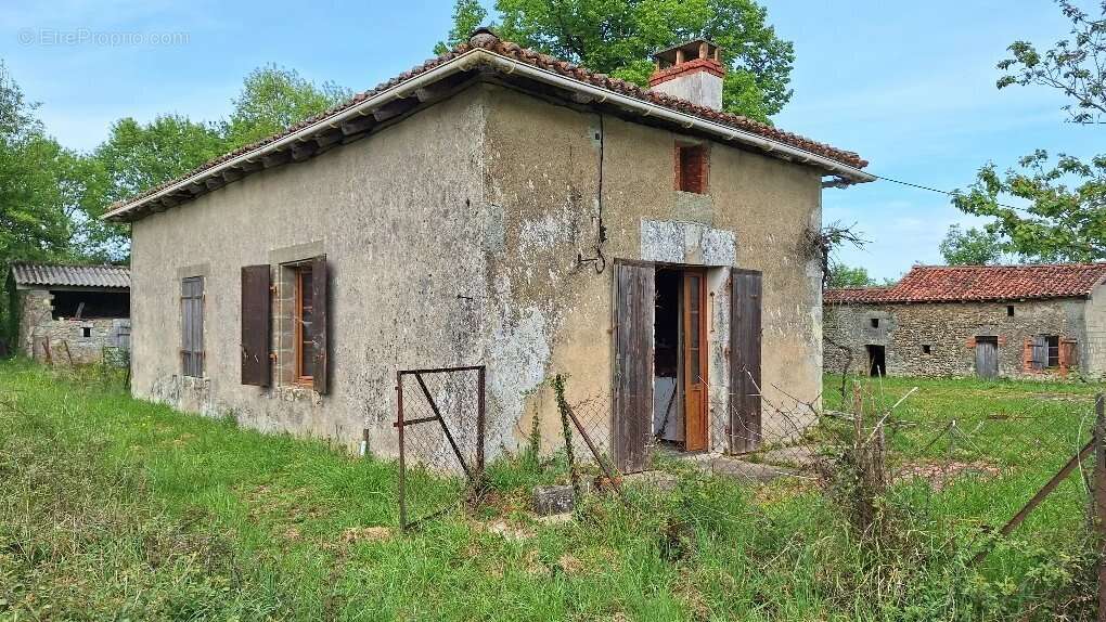 Maison à SAINT-CLAUD