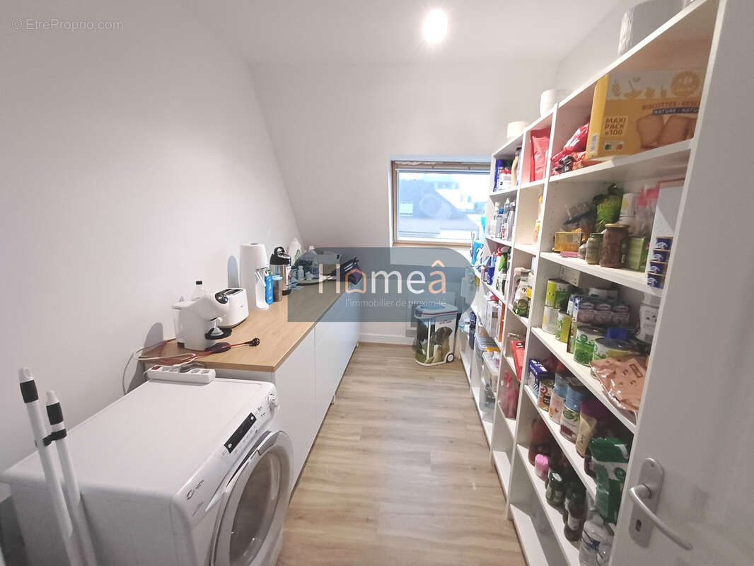 Appartement à BUCHY