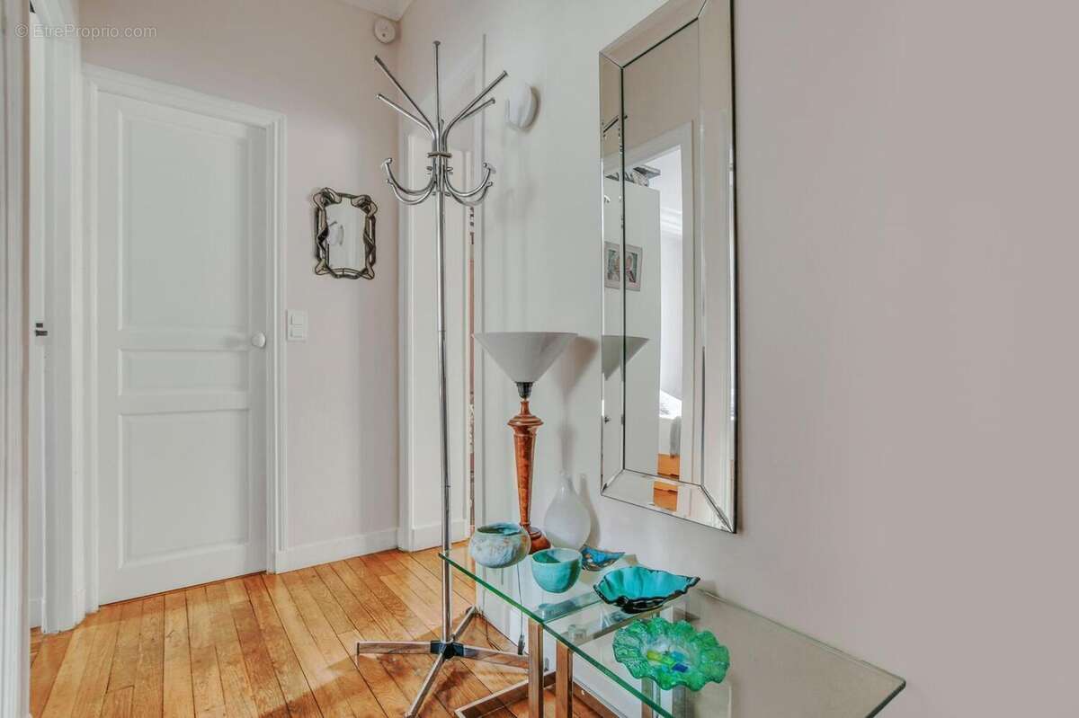 Appartement à PARIS-19E