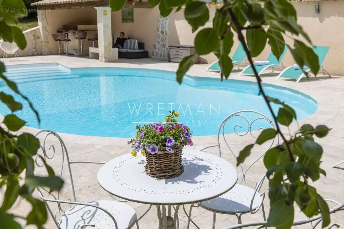 Maison à LE BAR-SUR-LOUP