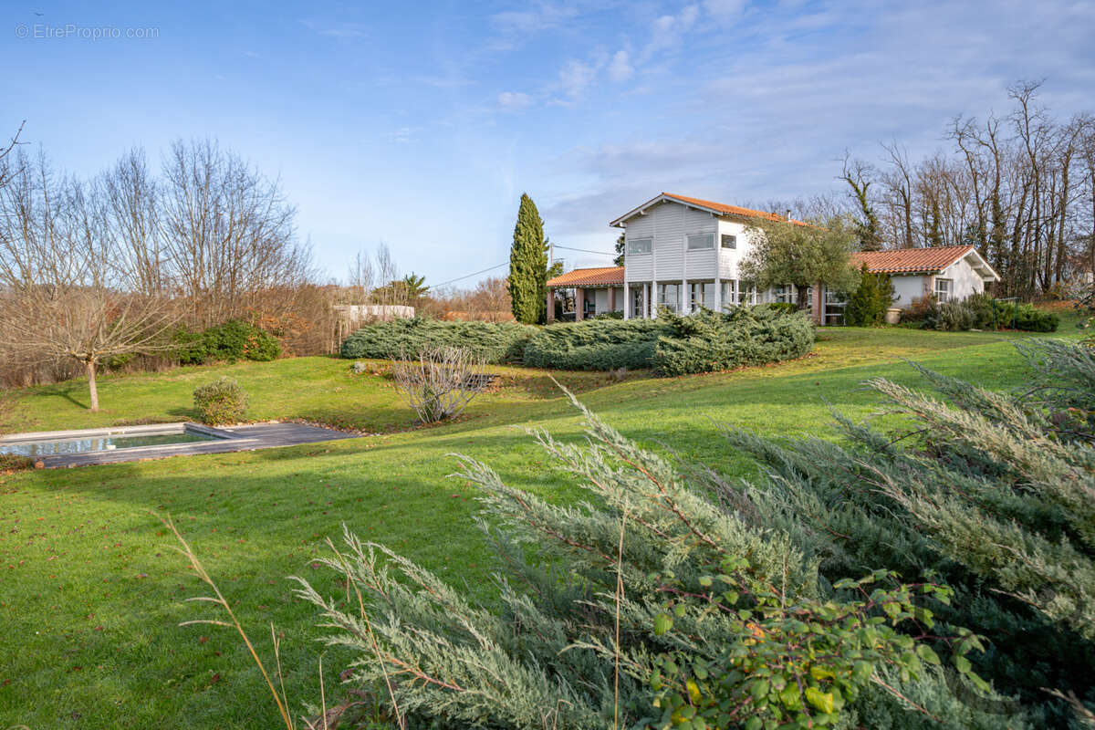 Maison à VILLENEUVE-SUR-LOT