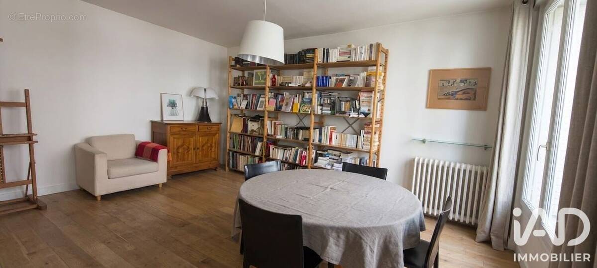 Photo 1 - Appartement à PARIS-11E