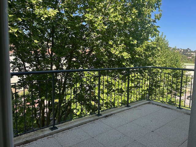 Appartement à BORMES-LES-MIMOSAS