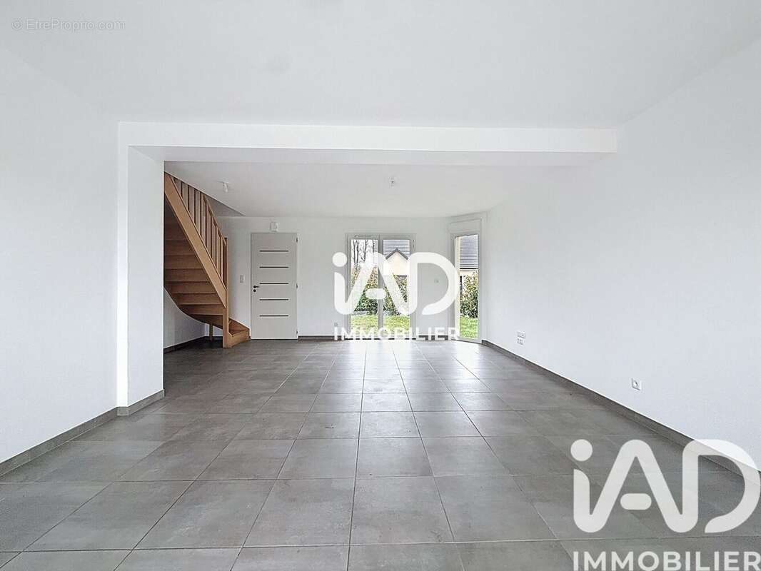 Photo 2 - Maison à LA SAUSSAYE