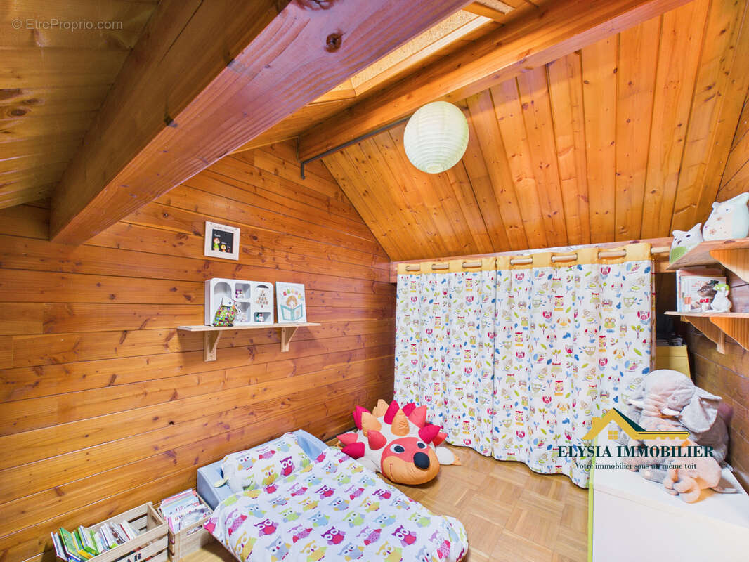 Maison à CHAUDENEY-SUR-MOSELLE