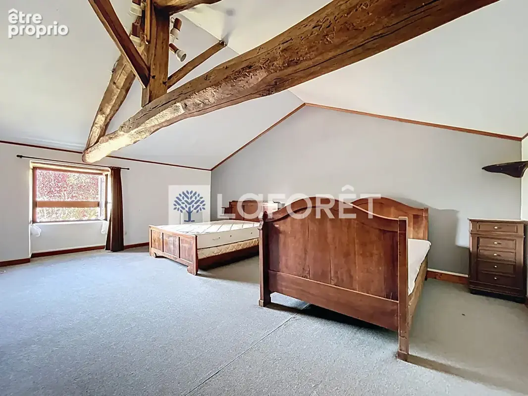 À vendre - Charmante maison en pierre à Maillé, entre Parthenay et Poitiers - photo 7