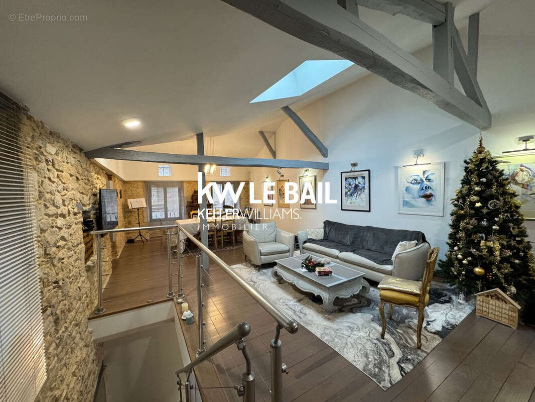 Maison à PUY-L'EVEQUE