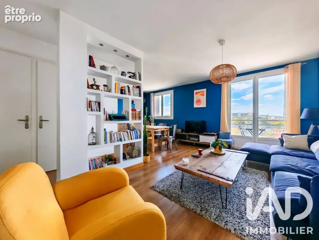 Photo 1 - Appartement à CALUIRE-ET-CUIRE