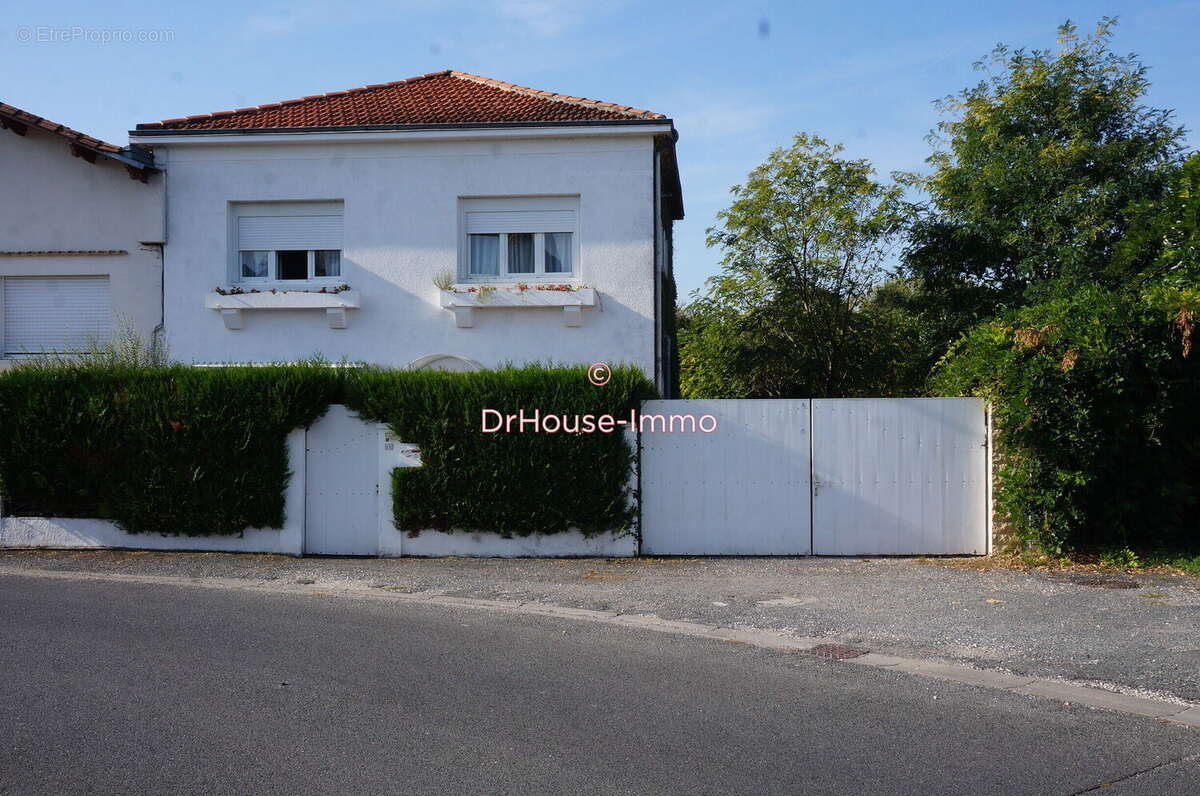 Maison à RAZAC-SUR-L&#039;ISLE