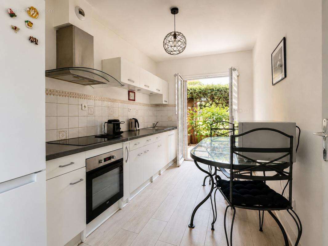 Appartement à PIN-BALMA
