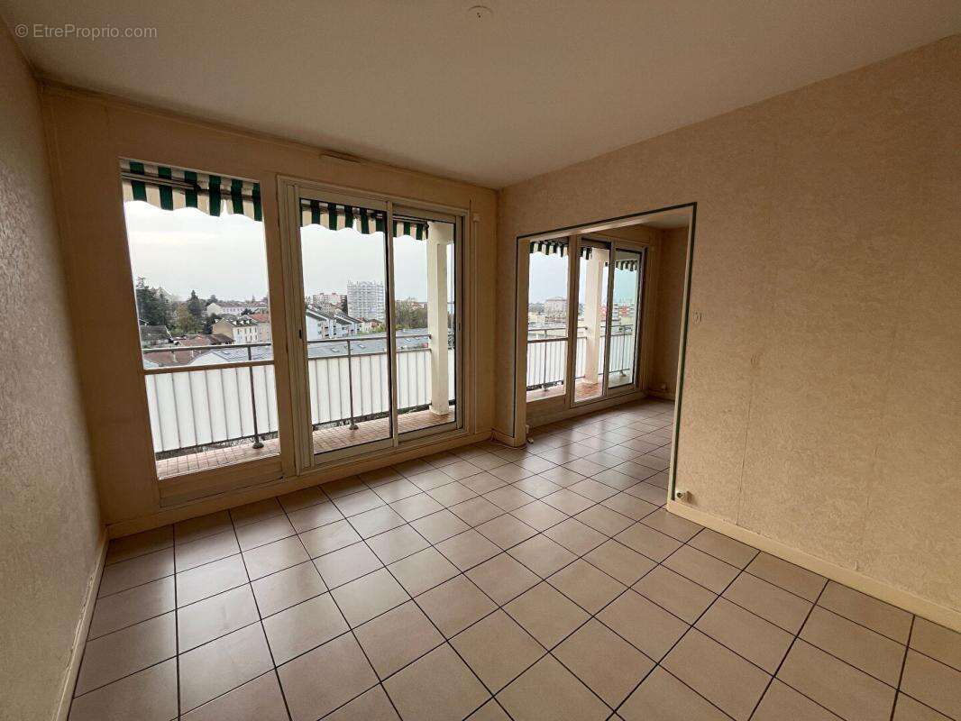 Appartement à BOURG-EN-BRESSE