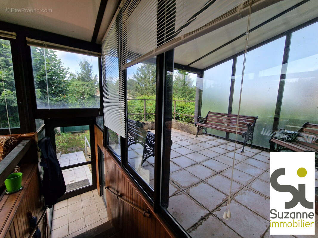 Maison 80 m² à Viriville  - photo 5