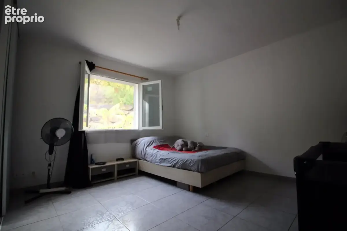 Maison de 210 m2. Terrain de 860 m2. - photo 11