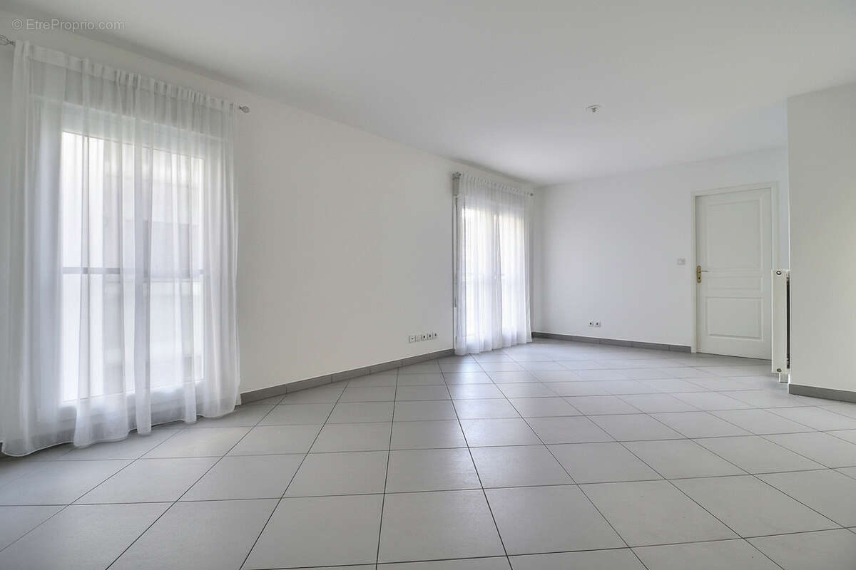 Appartement à SAINT-DENIS