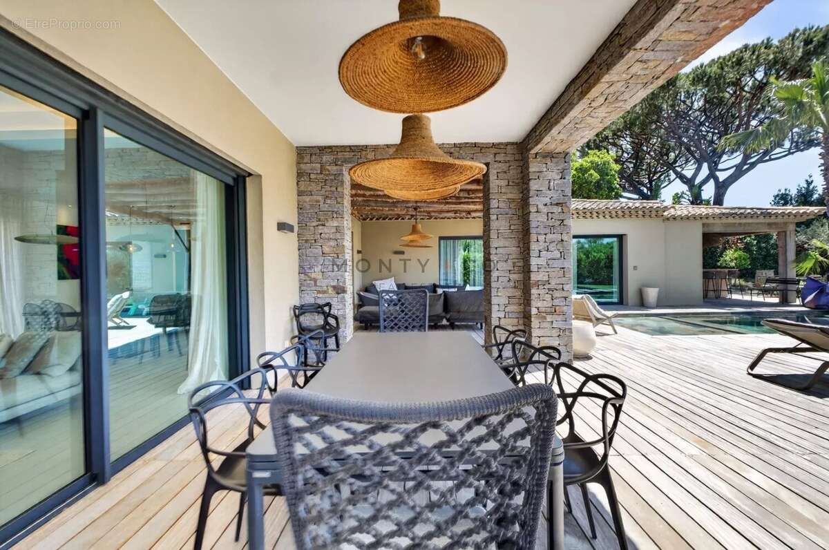 À Vendre – Villa d’architecte neuve à pied du village de Saint-Tropez - photo 7