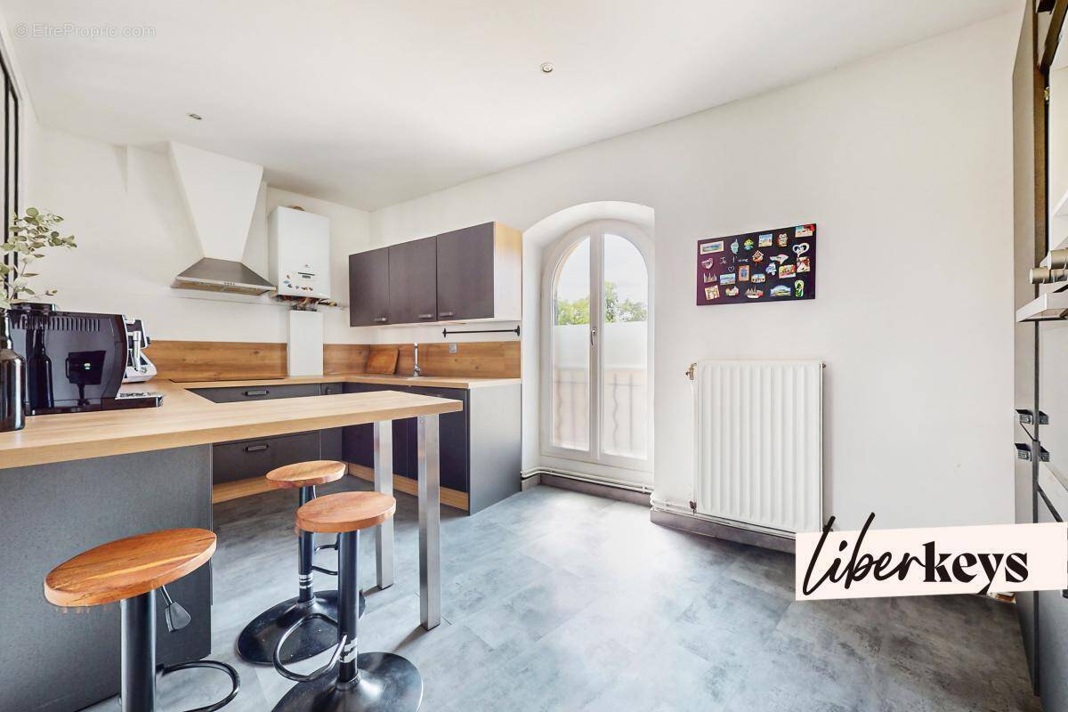 Appartement à OULLINS