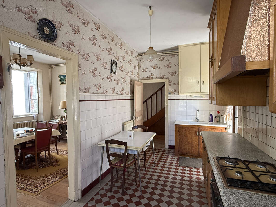Coeur de ville, maison de village - photo 2