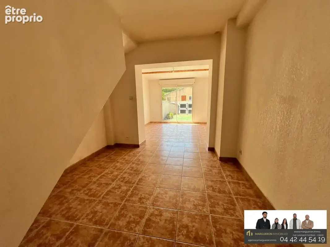 Appartement 2 pièces 40 m² à vendre à Ensues-La-Redonne (13820) - photo 4