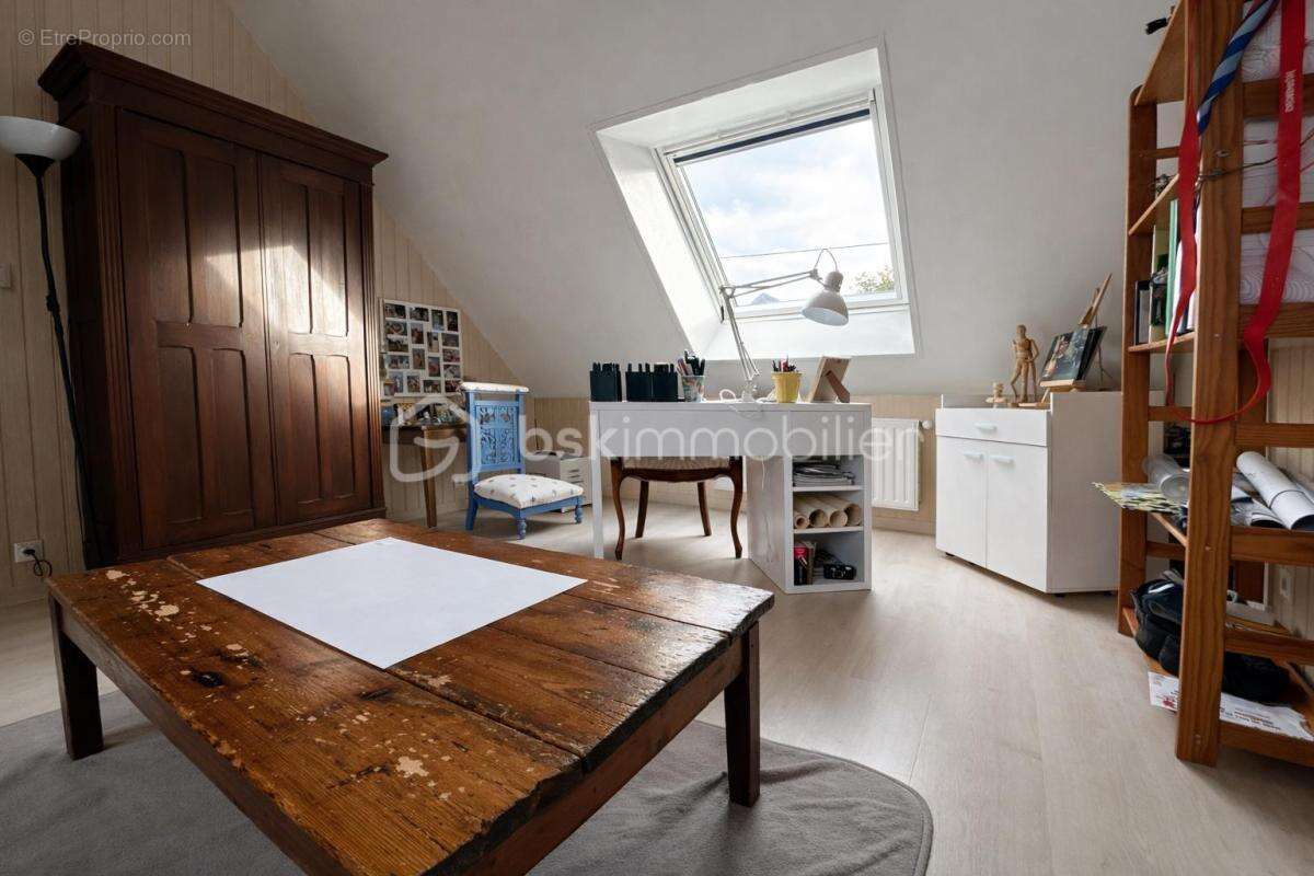 Maison moderne à Sens quartier Moulin à Tan à côté du centre ville - photo 9
