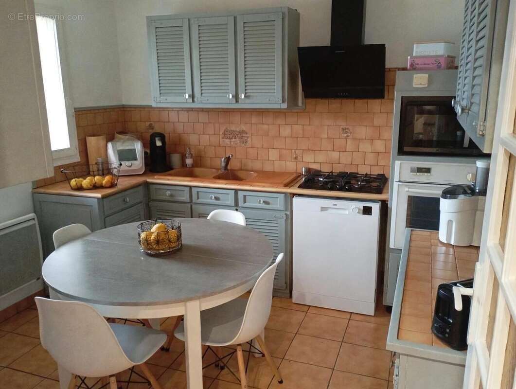 Maison 84 m² à Saint-Genis-Des-Fontaines  - photo 6