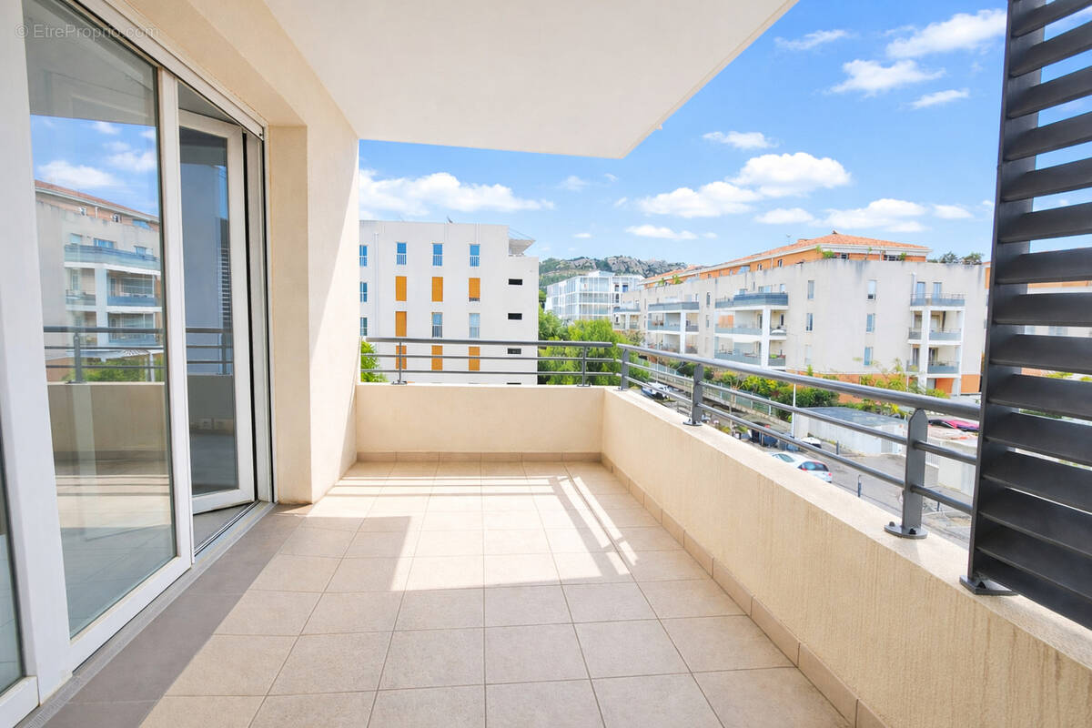 Appartement à MARSEILLE-9E