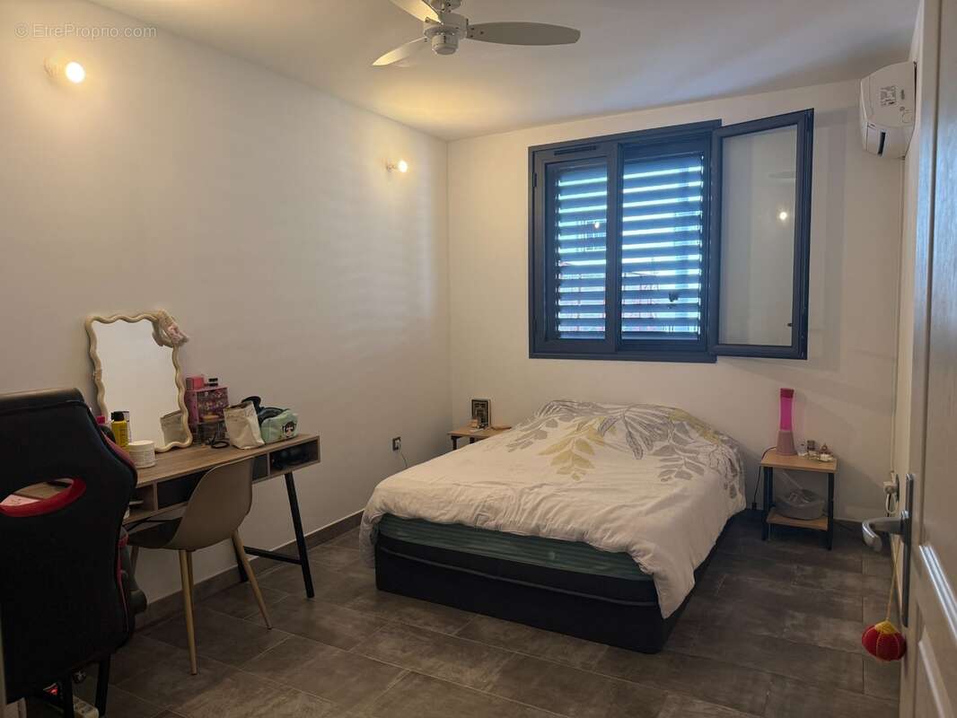 Appartement à vendre 3 pièces SAINT DENIS (974) - Centre Ville - photo 4