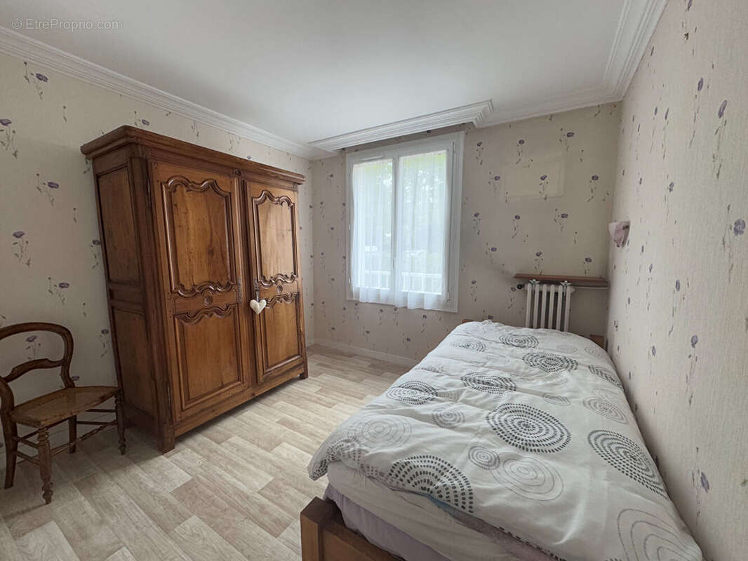 Appartement à L&#039;HAY-LES-ROSES