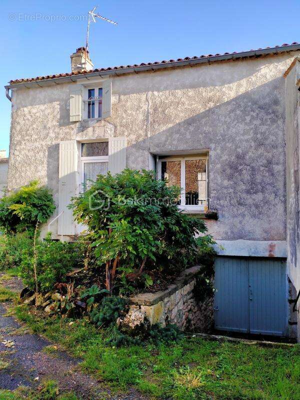 Maison à MEURSAC
