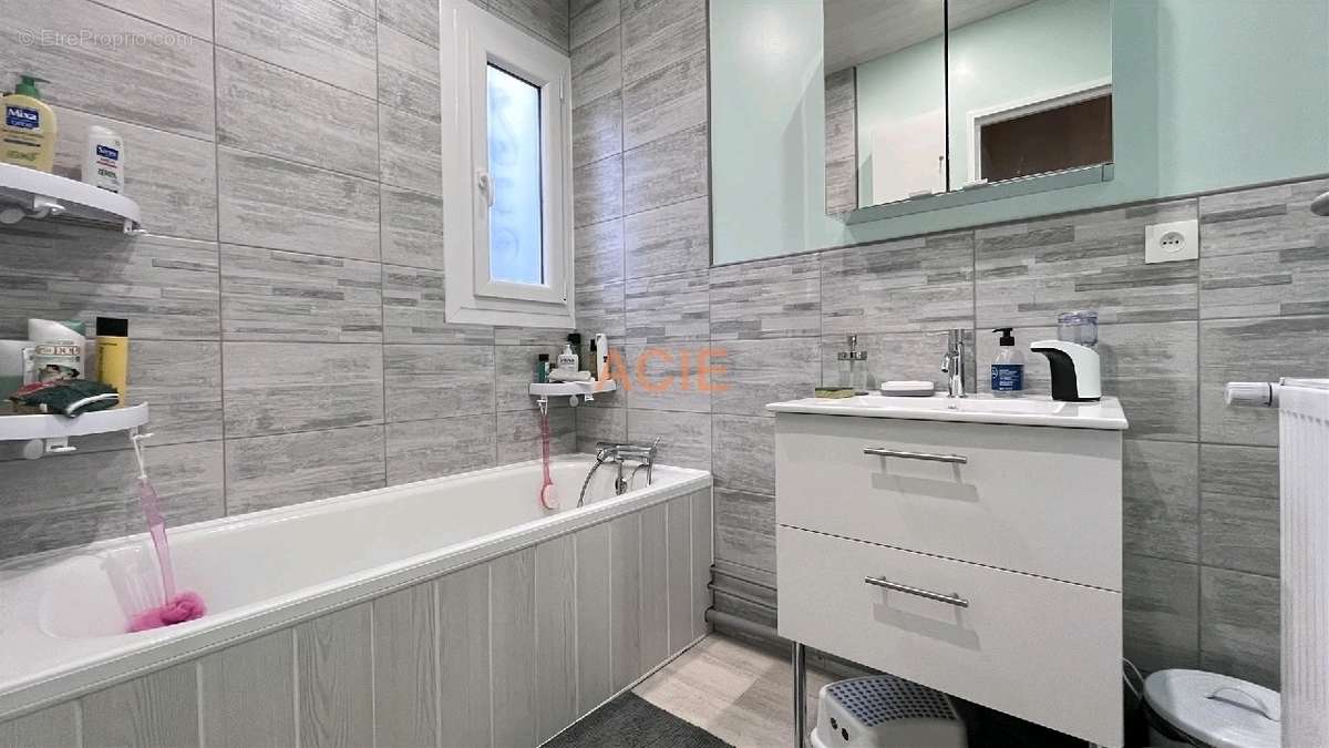 Maison à PUISEUX-EN-FRANCE