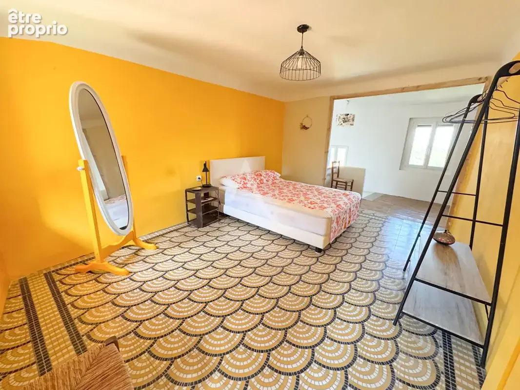 LLAURO : Maison 3 pièces 86.35 m² avec une cour chaleureuse ! - photo 16