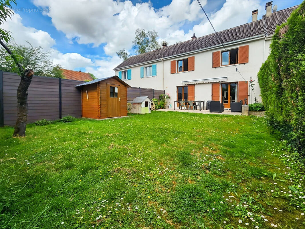 Maison à CESSON