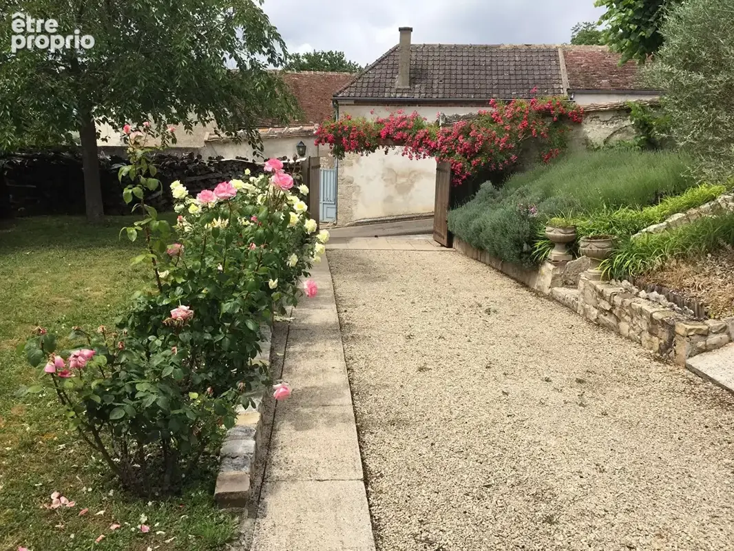 Maison de caractère 5 pièces 165 m2 - photo 2