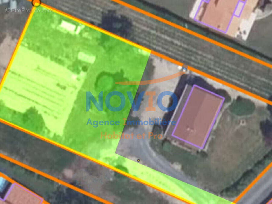 Terrain à JAUNAY-CLAN