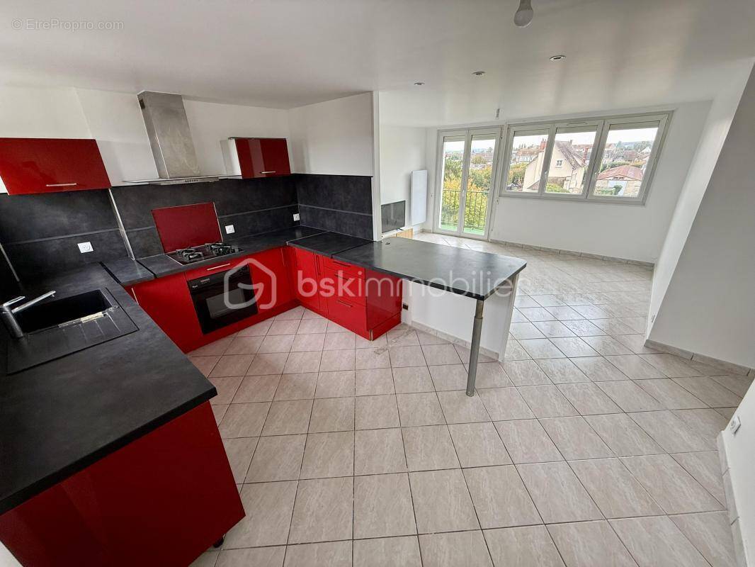 Appartement à MONTEREAU-FAULT-YONNE