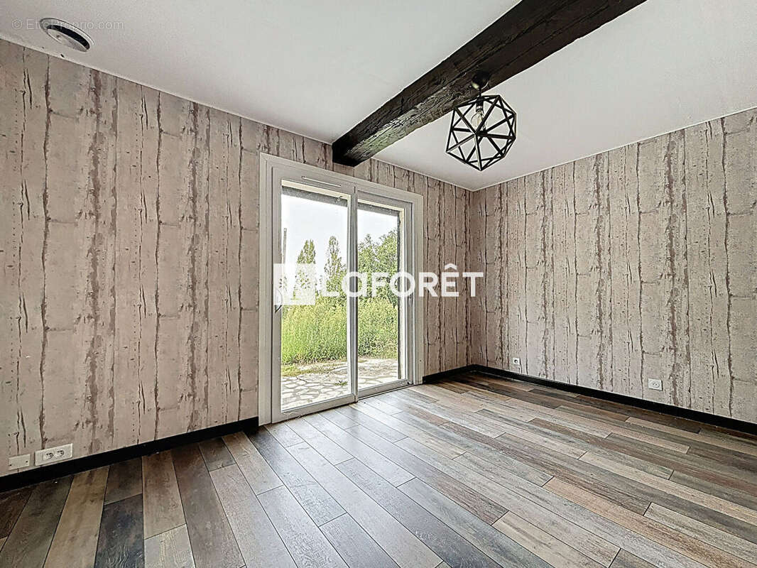 Maison à LABASTIDE-SAINT-PIERRE