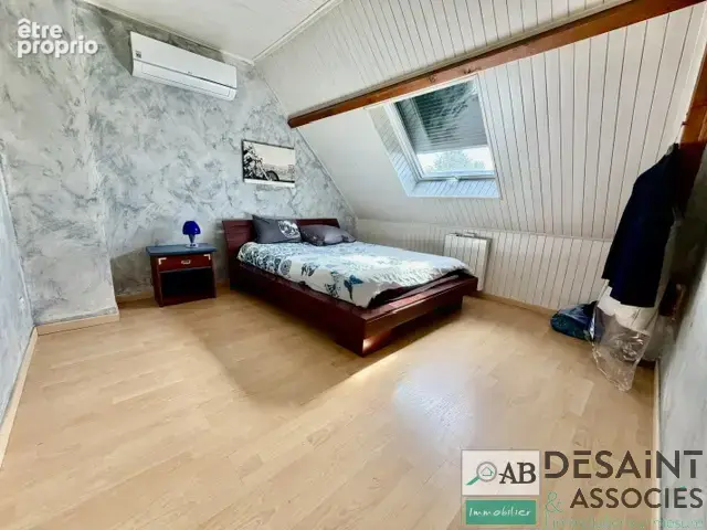 Maison familiale à vendre 6 pièces   139,75 m2   Terrain 620 m2   Condé-Sainte-Libiaire - photo 10