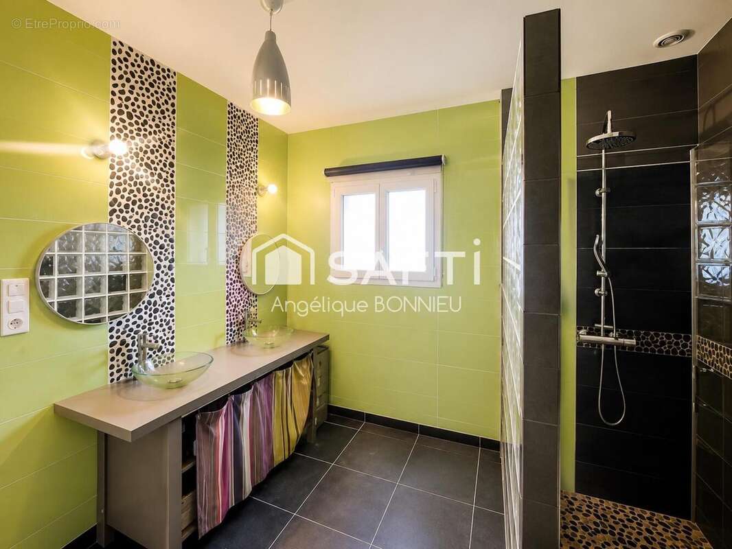 Maison 145 m² à Montesquieu  - photo 6