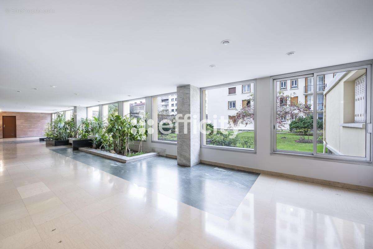 Appartement à PARIS-12E