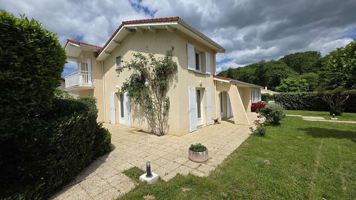 Maison à ARTIGUES-PRES-BORDEAUX