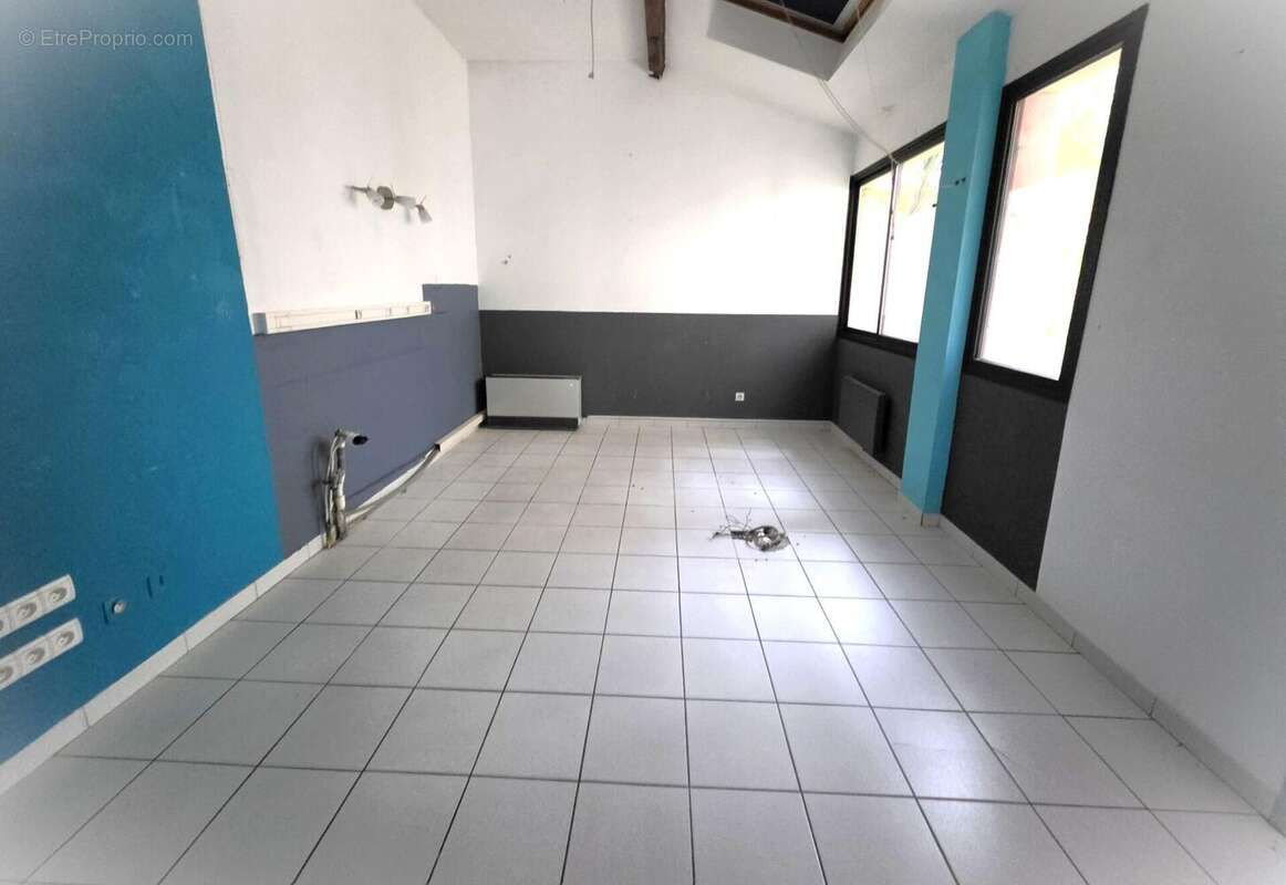 Photo 2 - Commerce à PAMIERS