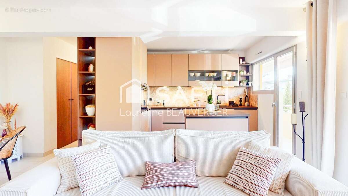 Photo 2 - Appartement à LE LAVANDOU