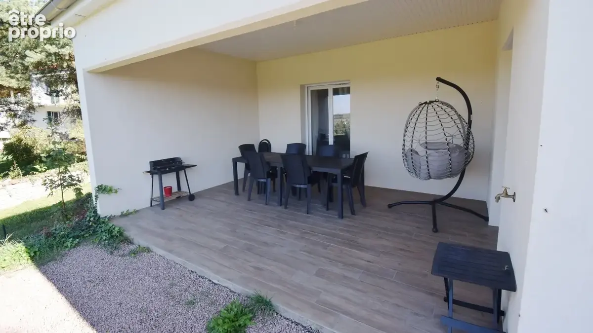 À VENDRE - CREUZIER-LE-VIEUX - Maison de plain-pied d'environ 118,92 m² - photo 13