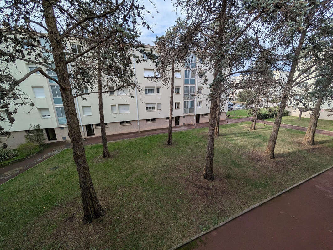 Appartement à CASTELNAU-LE-LEZ