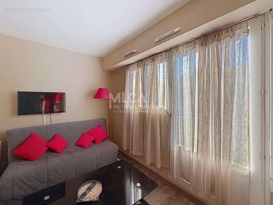 Appartement à SAINT-ETIENNE-DE-TINEE
