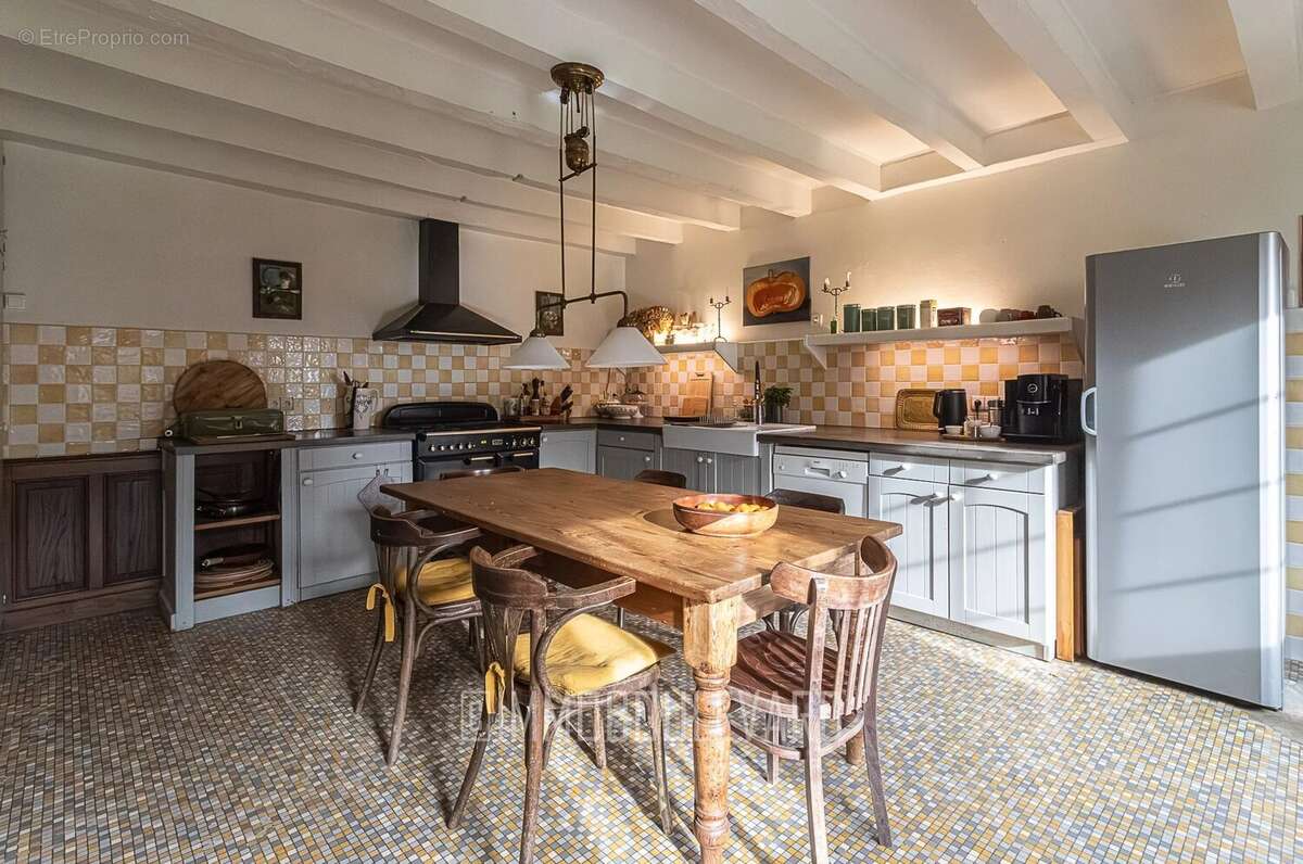 Maison à SAINT-MAURICE-PRES-PIONSAT