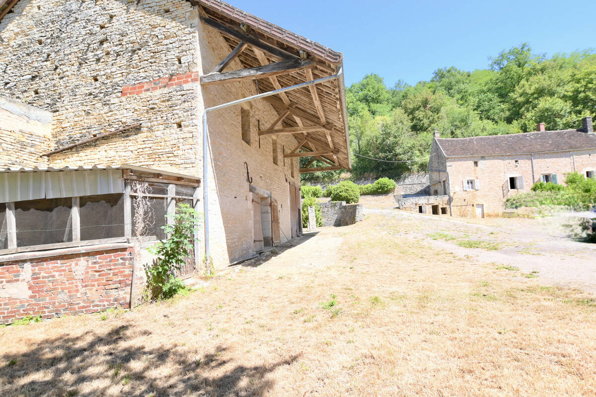 Maison à CHAMOUX